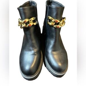 Nicole Miller Black Chunky Ankle Boots w/ Gold Chain Detail | Size 6